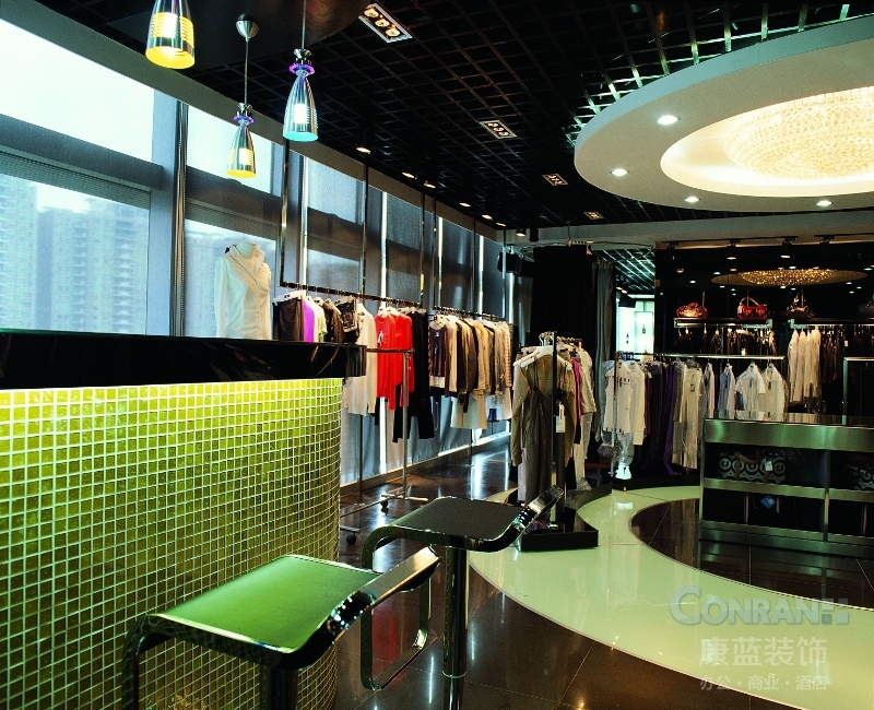 品牌服裝專(zhuān)賣(mài)店裝修